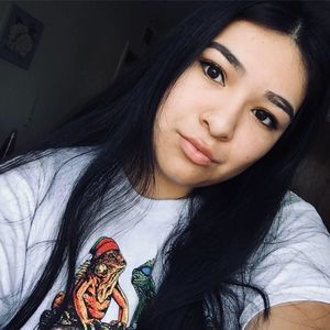 Meet your Posher, Karina